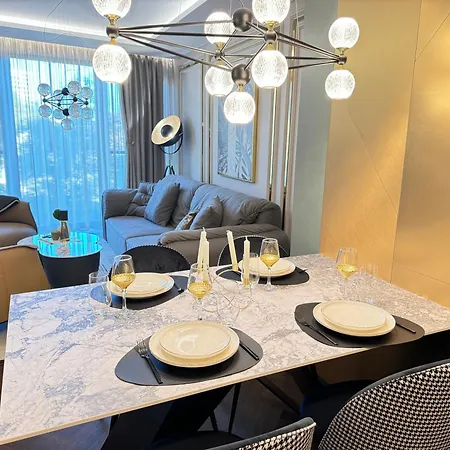 Kandinski Lux Lejlighed Burgas City