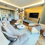 Kandinski Lux Apartment *